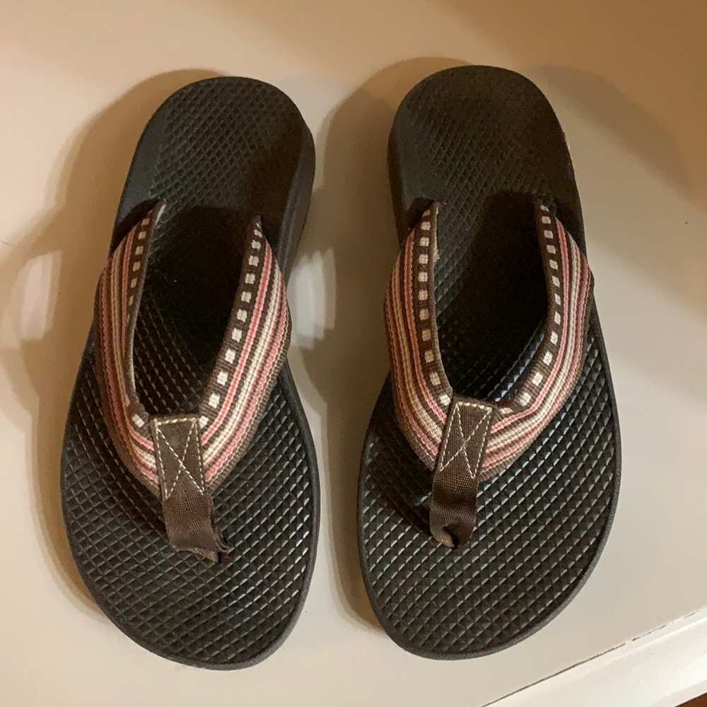 Chaco flip flops